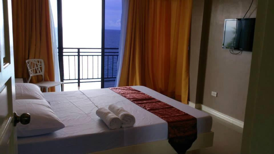 Cliff Haven Resort Jagna Экстерьер фото