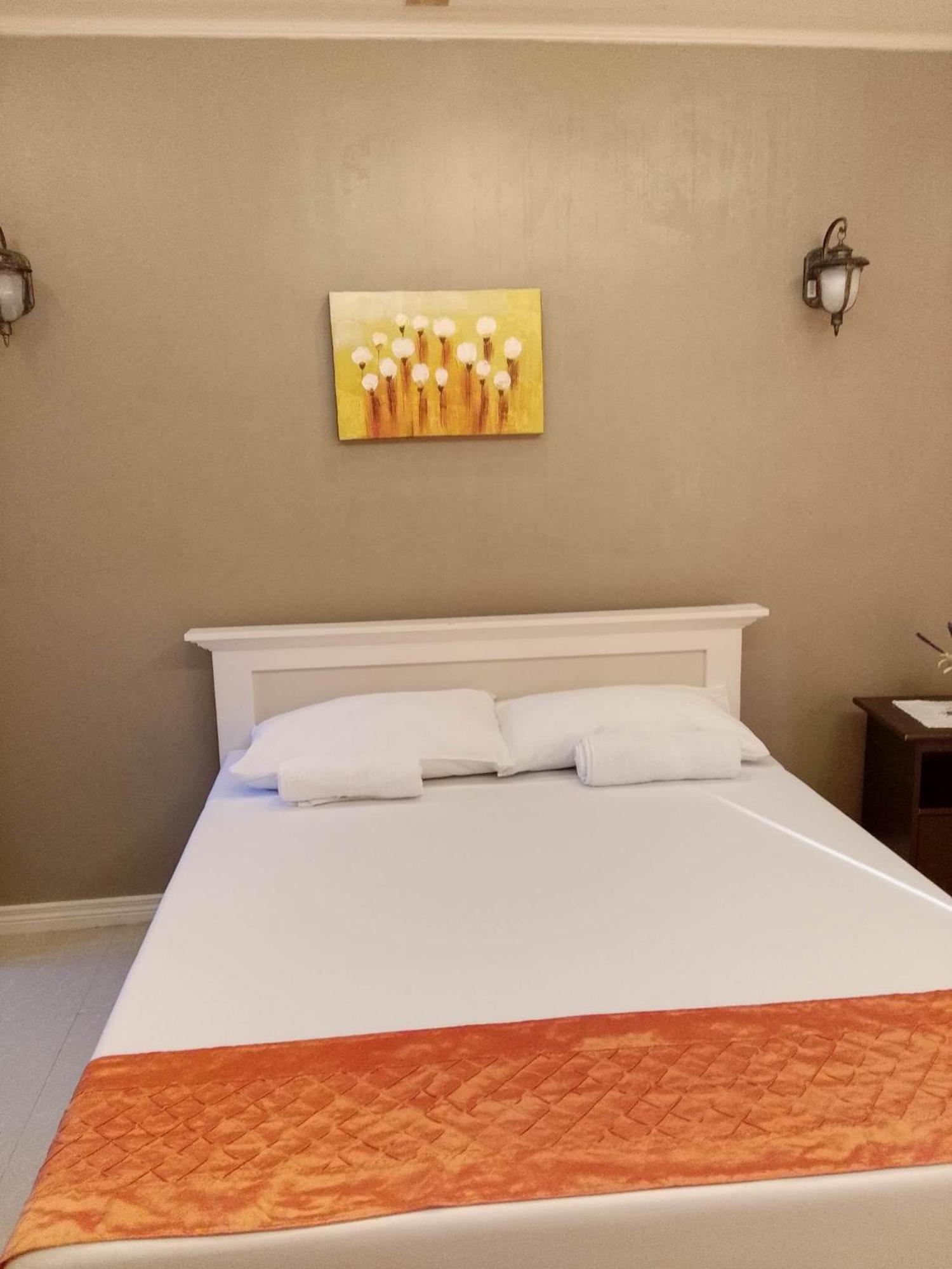 Cliff Haven Resort Jagna Экстерьер фото